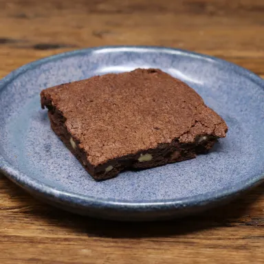Brownie with Walnuts 
