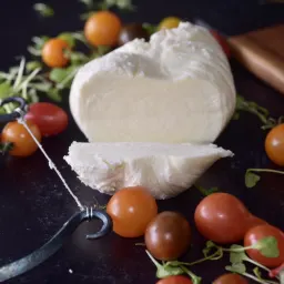 Mozzerella (Whole Milk)