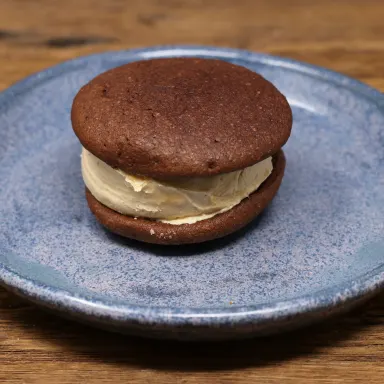 Whoopie Pie - Chocolate Peanut Butter